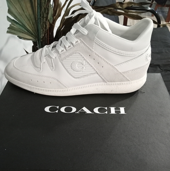 Shoes - Picture 2 of 3